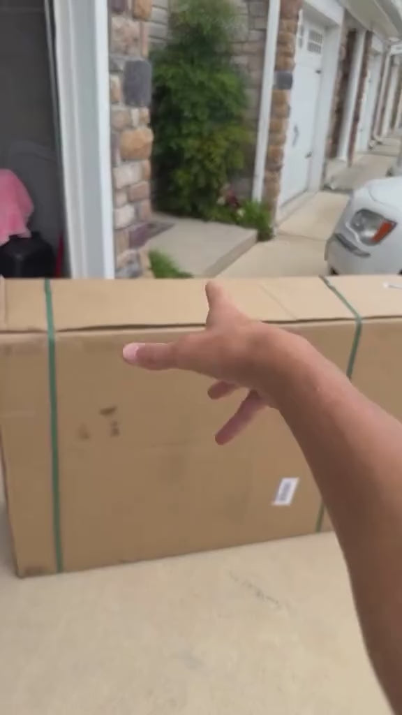 Vertical Video Thumbnail